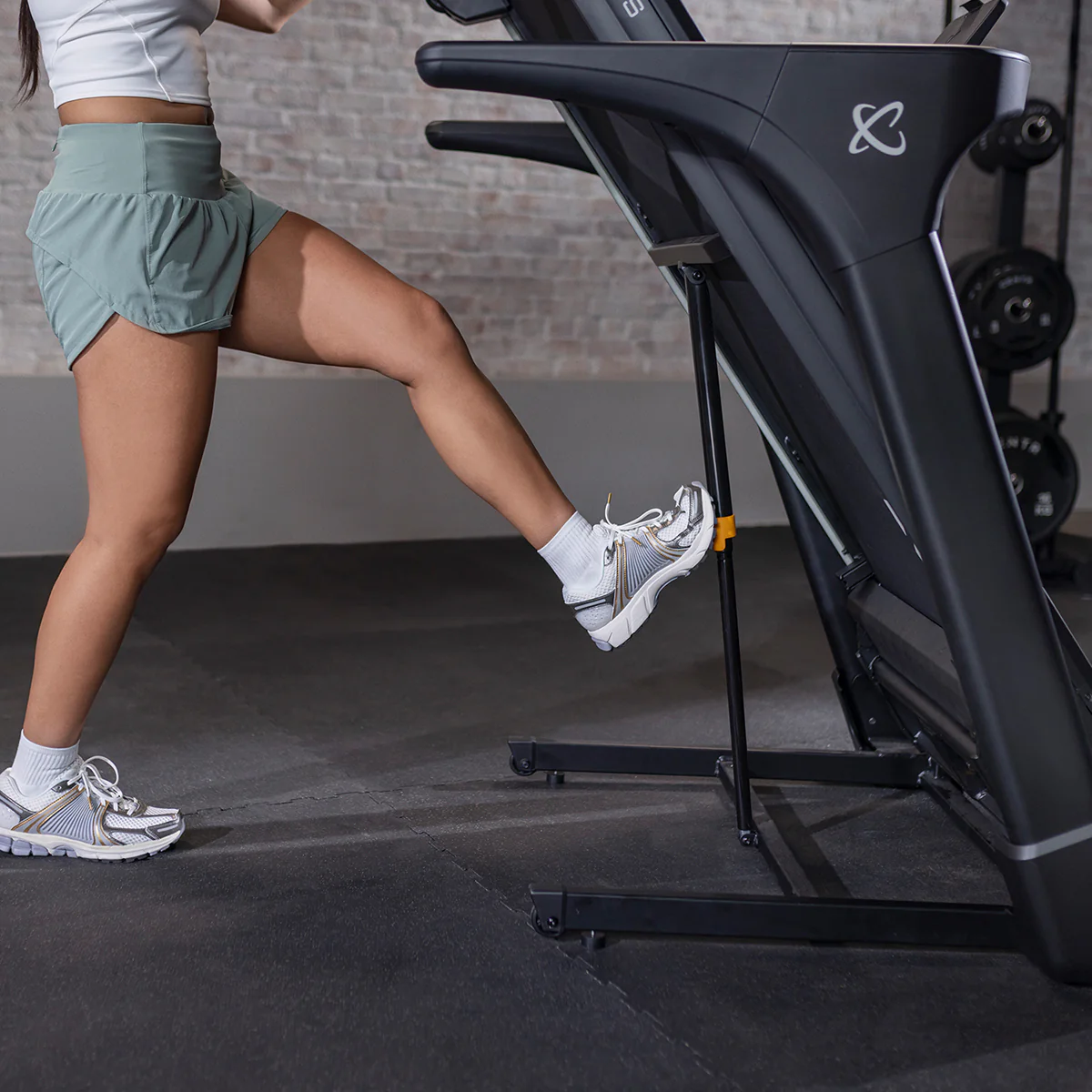 INSPIRE SERIES T4 FOLDING TREADMILL - Image 6